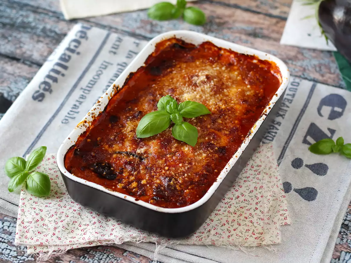 Patlıcan Parmigiana: Adım Adım Geleneksel Tarif - fotoğraf 5