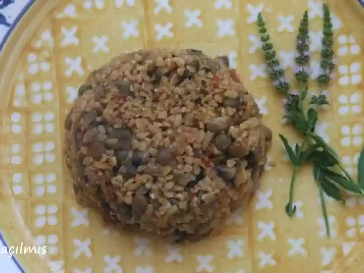 Patlıcanlı bulgur pilavı.......