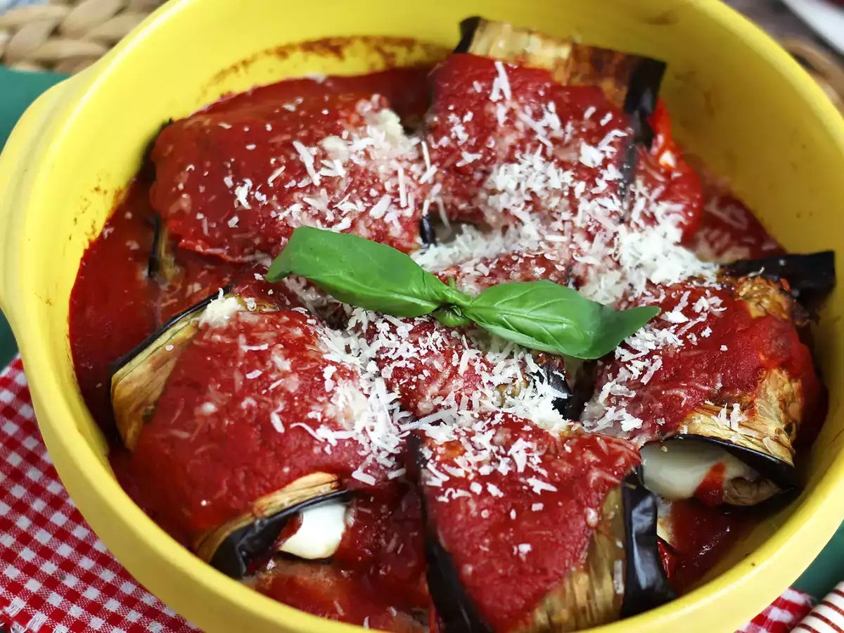 Patlıcanlı parmigiana ruloları - fotoğraf 2