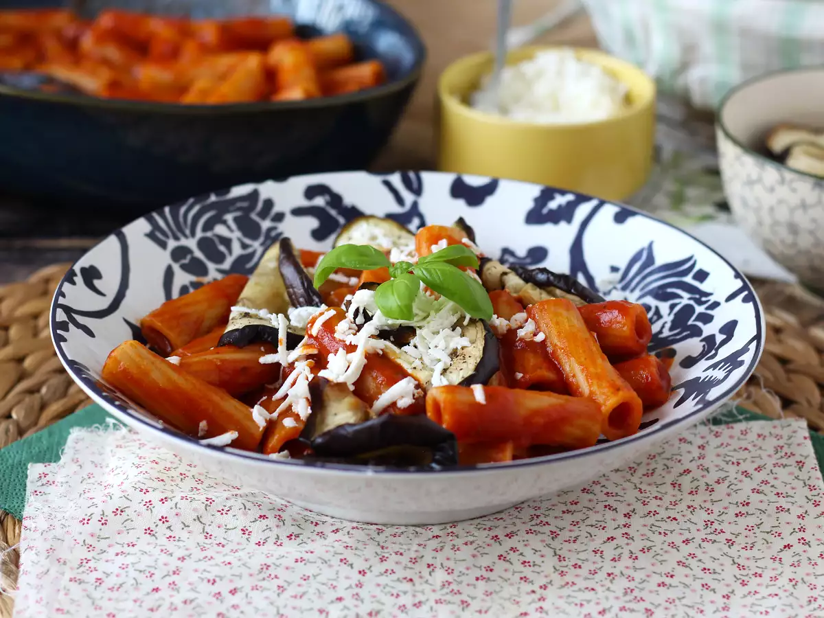 Patlıcanlı Sicilya Usulü Makarna: Kolay ve Hafif Pasta alla Norma - fotoğraf 6