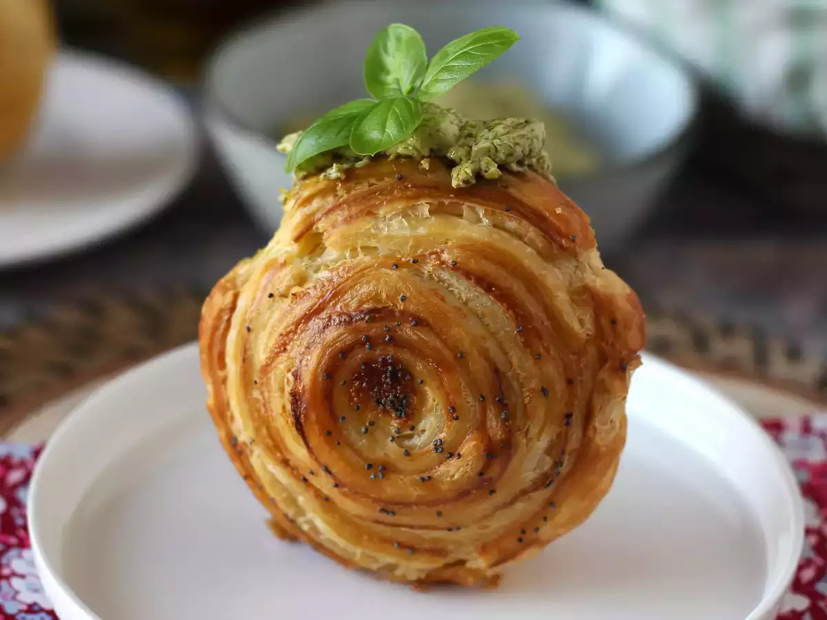 Pesto ve fromage frais ile 4 malzemeli kolay tuzlu New York rulosu - fotoğraf 3