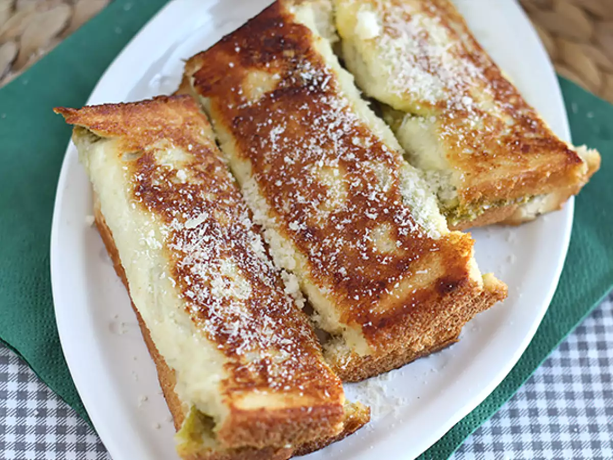 Pestolu tuzlu Fransız tostu - fotoğraf 5