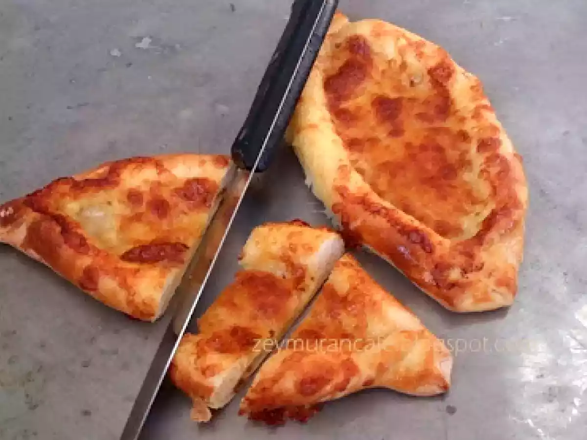 PEYNİRLİ PİDE TARİFİ