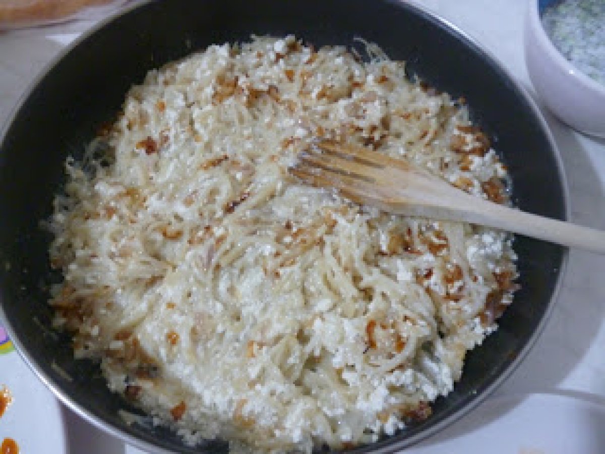 PEYNİRLİ SPAGETTİ