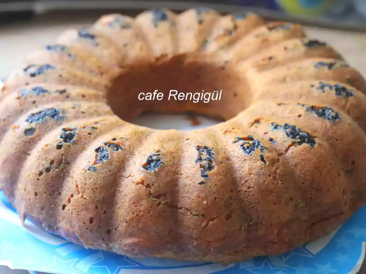 PEYNİRLİ TUZLU KEK
