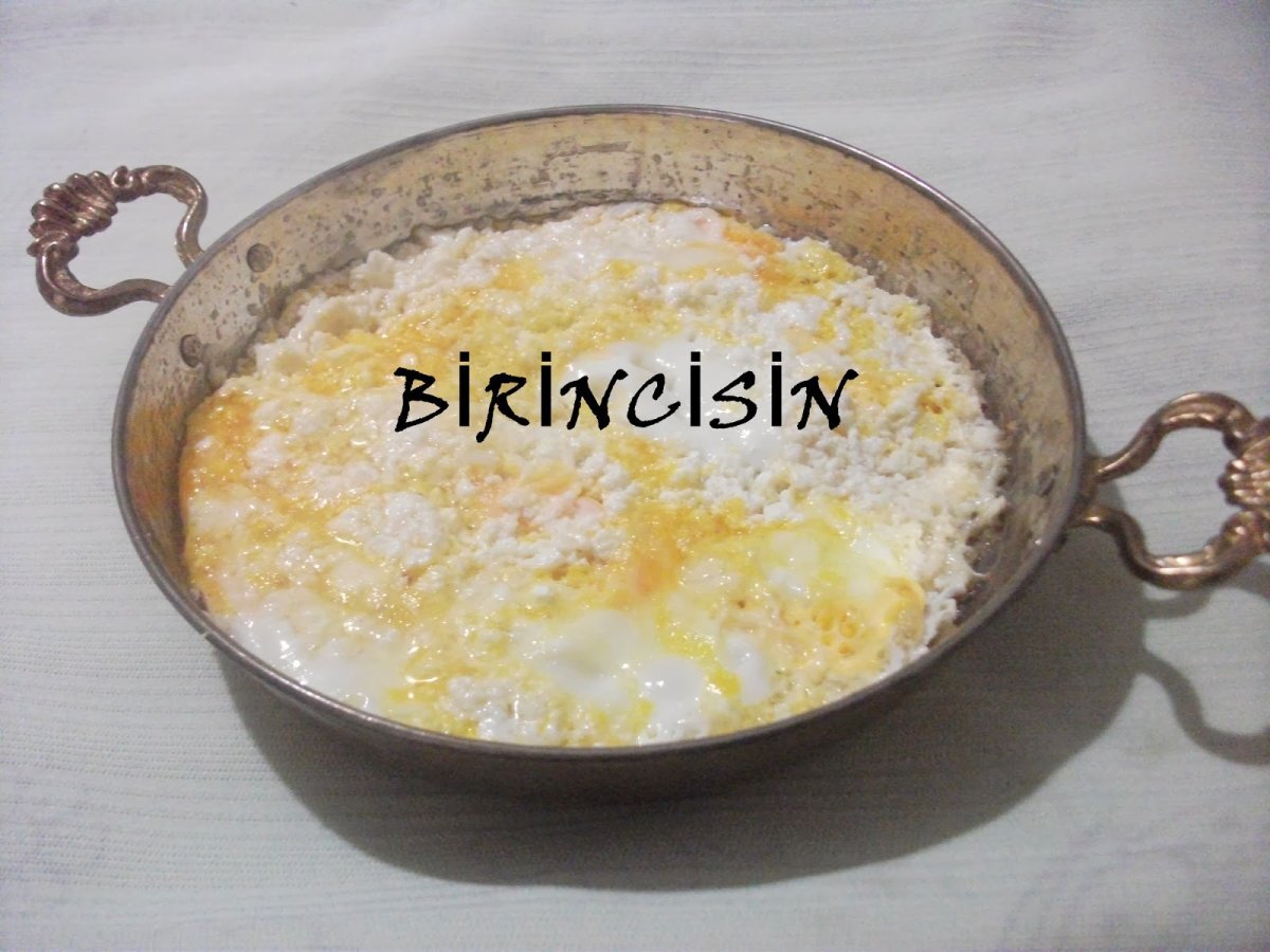 PEYNİRLİ YUMURTA