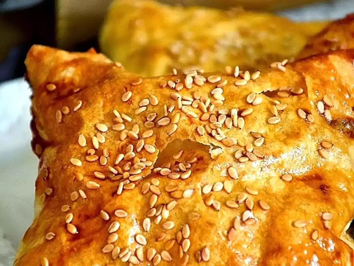 PEYNİRLİ ZARF BÖREĞİ TARİFİ