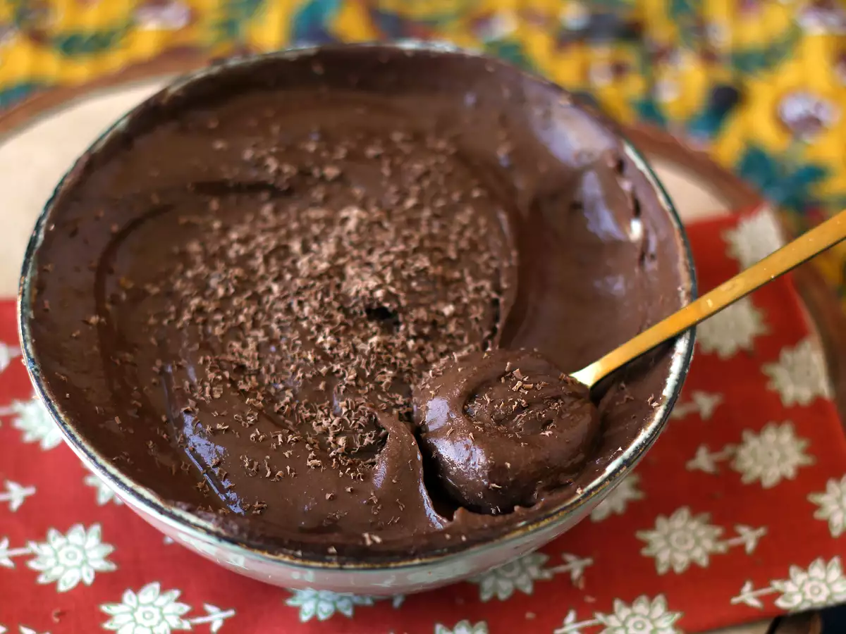 Peynir altı suyu proteinli çikolatalı mus - fotoğraf 3
