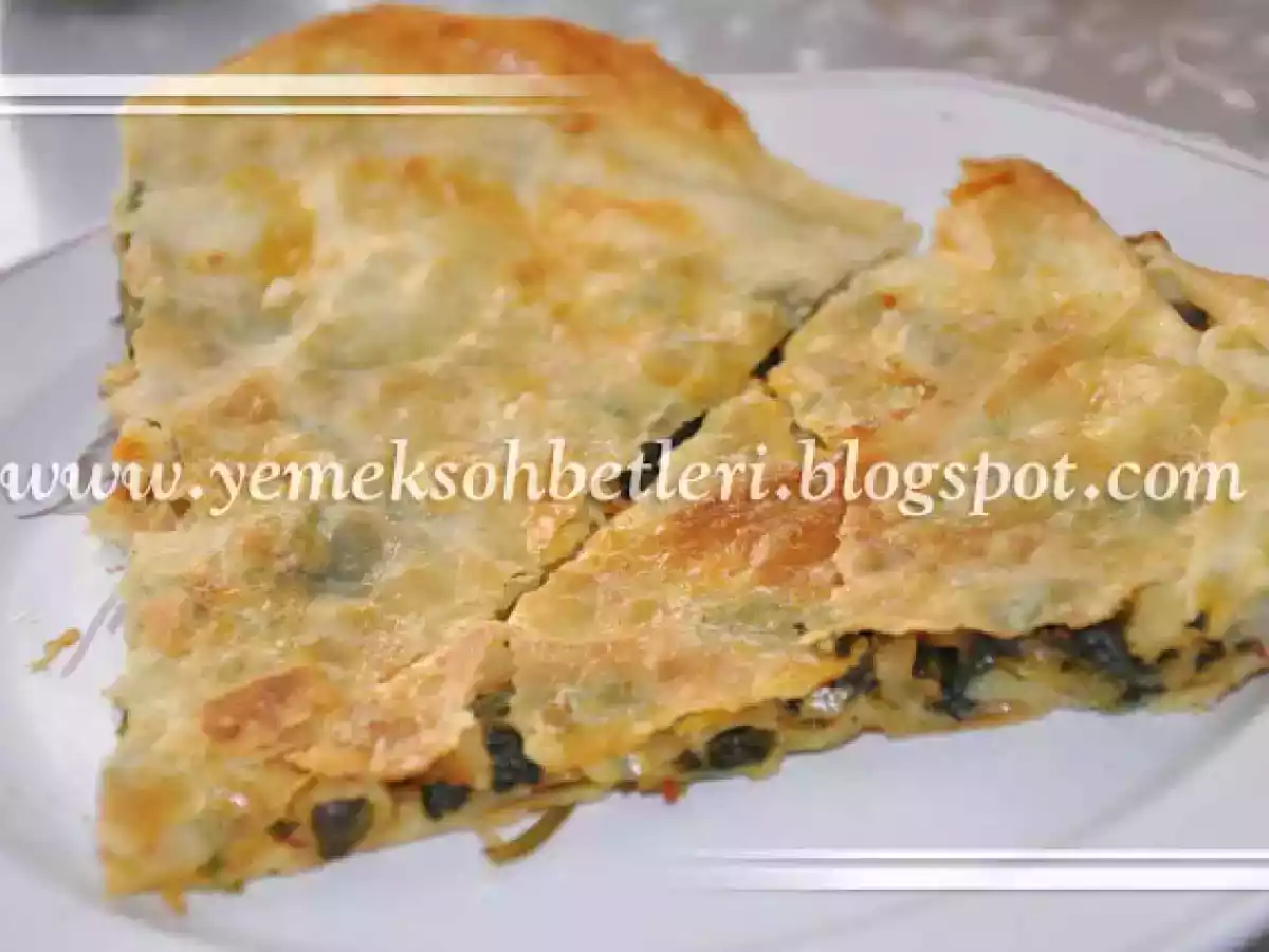 Peynirli Ispanaklı Açma Börek...