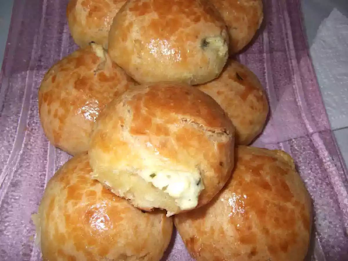 Peynirli kıyır poğaça (karbonatlı)