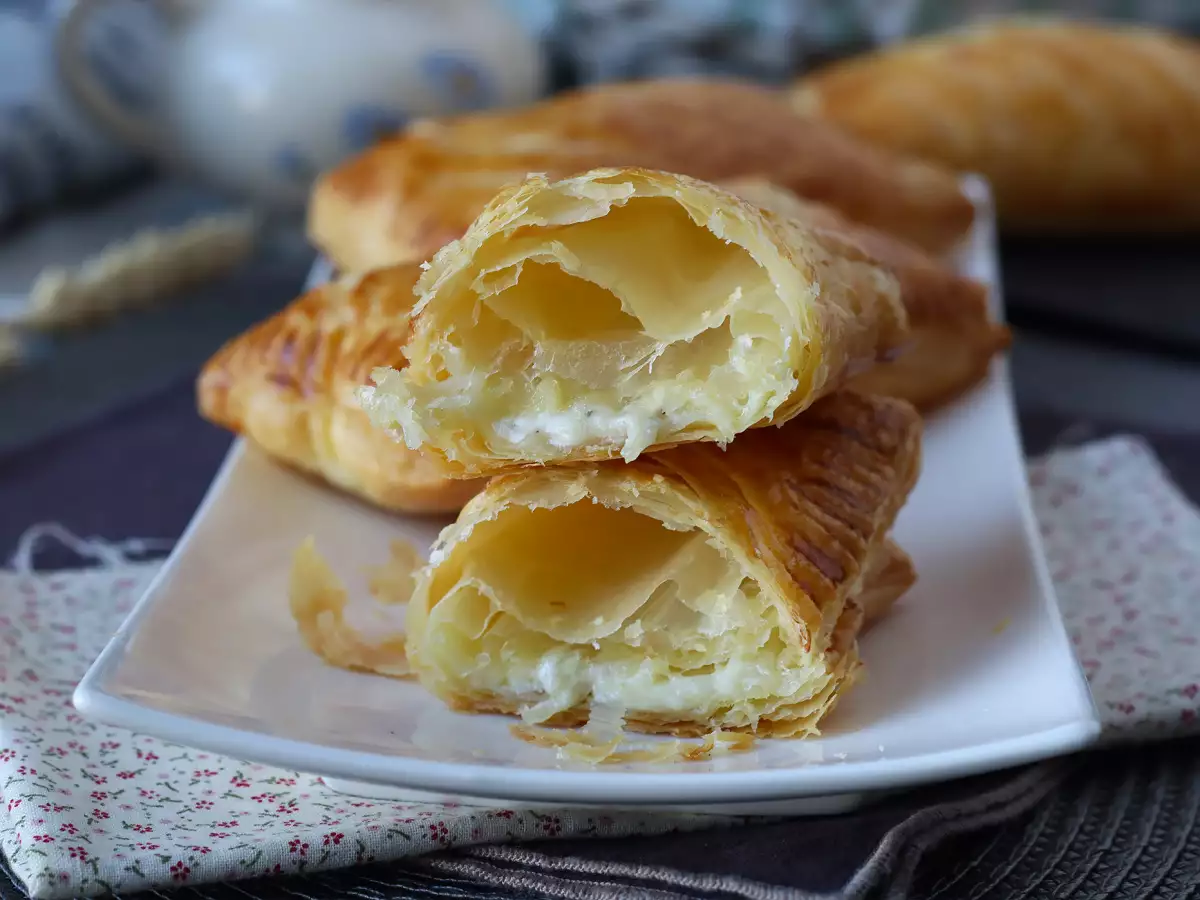 Peynirli milföy börekleri: Süper kolay ve nostaljik tarif