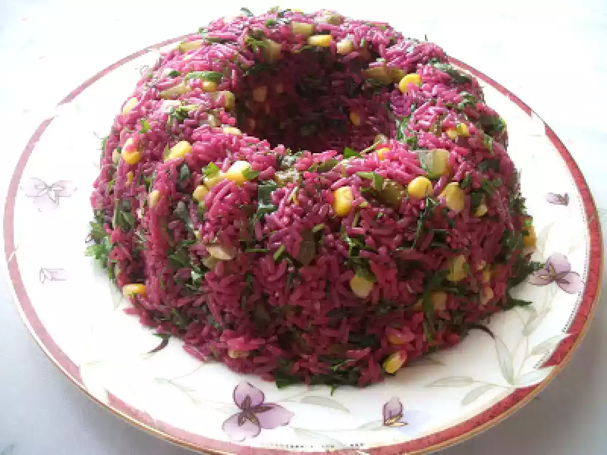 PİRİNÇ SALATASI