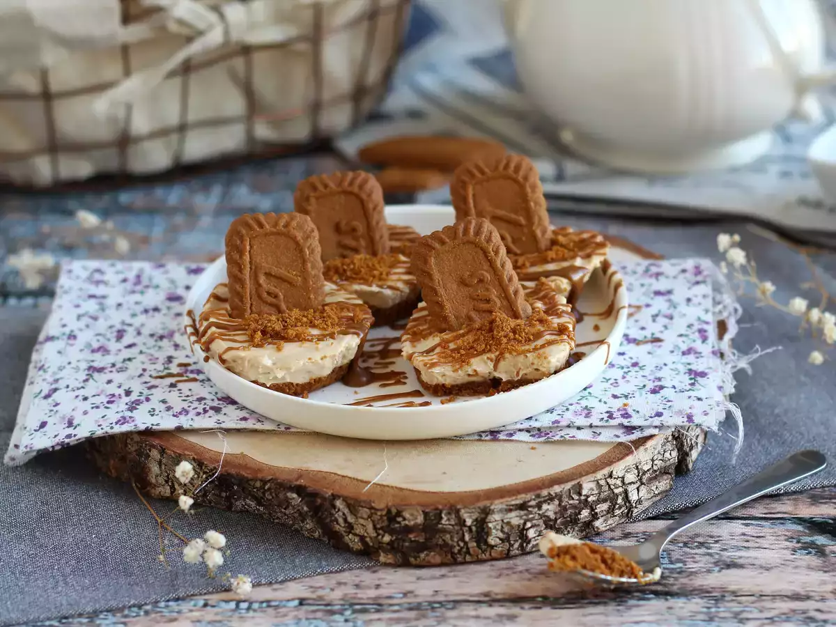 Pişmeyen Spekülo Bisküvili Cheesecake'ler - fotoğraf 5