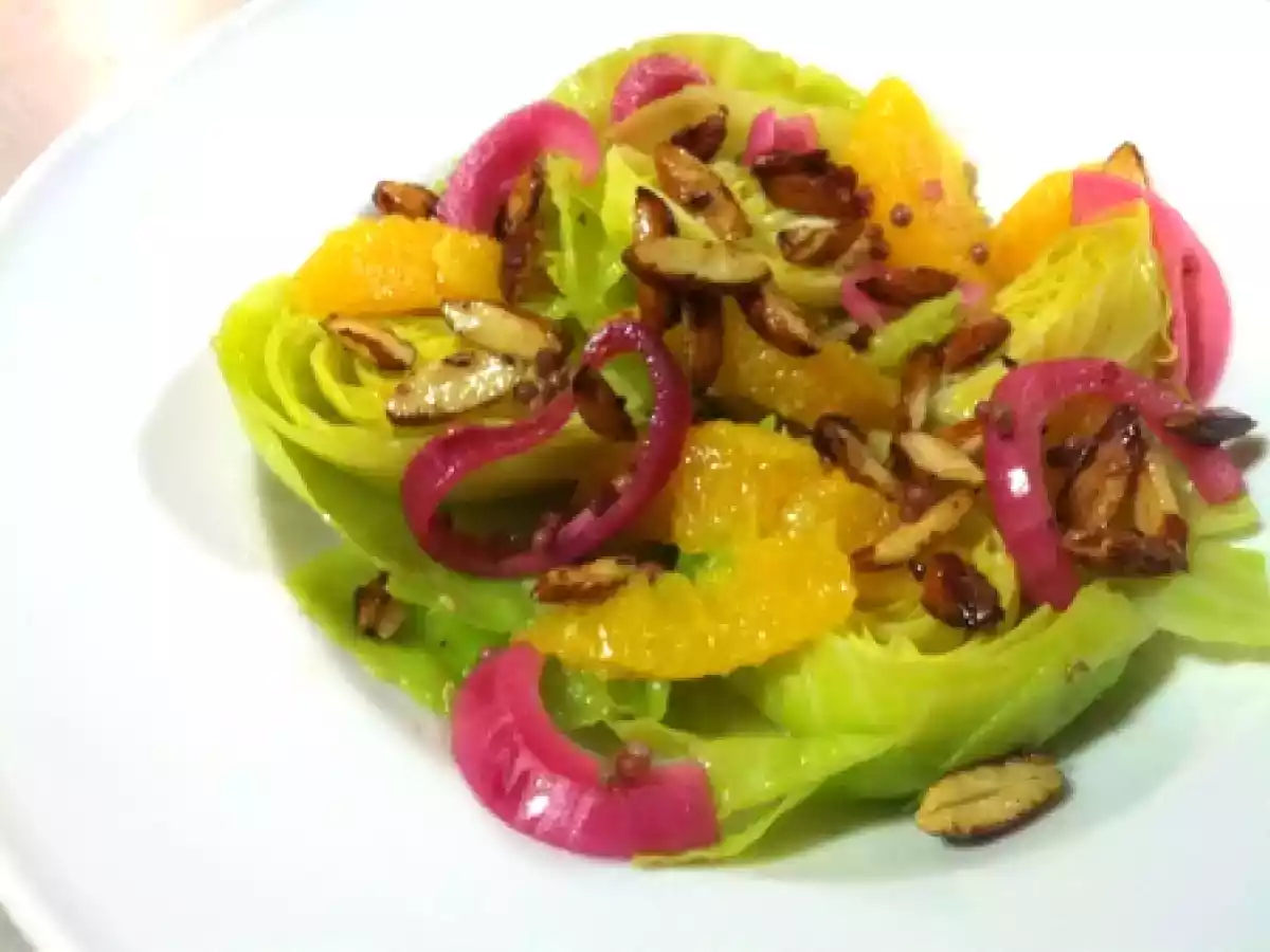 Portakallı ılık lahana salatası