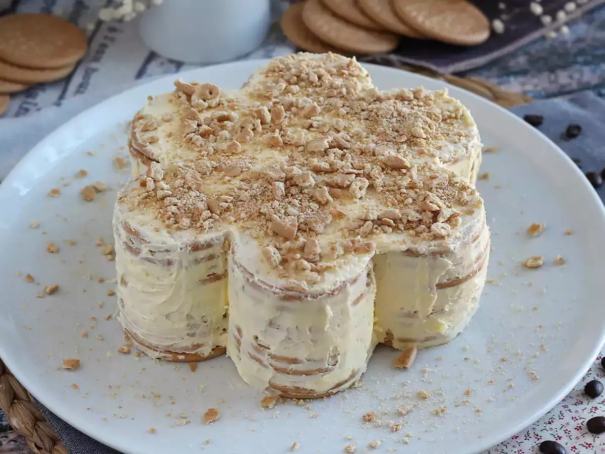 Portekiz bisküvili pastası, bolo de bolacha - fotoğraf 4