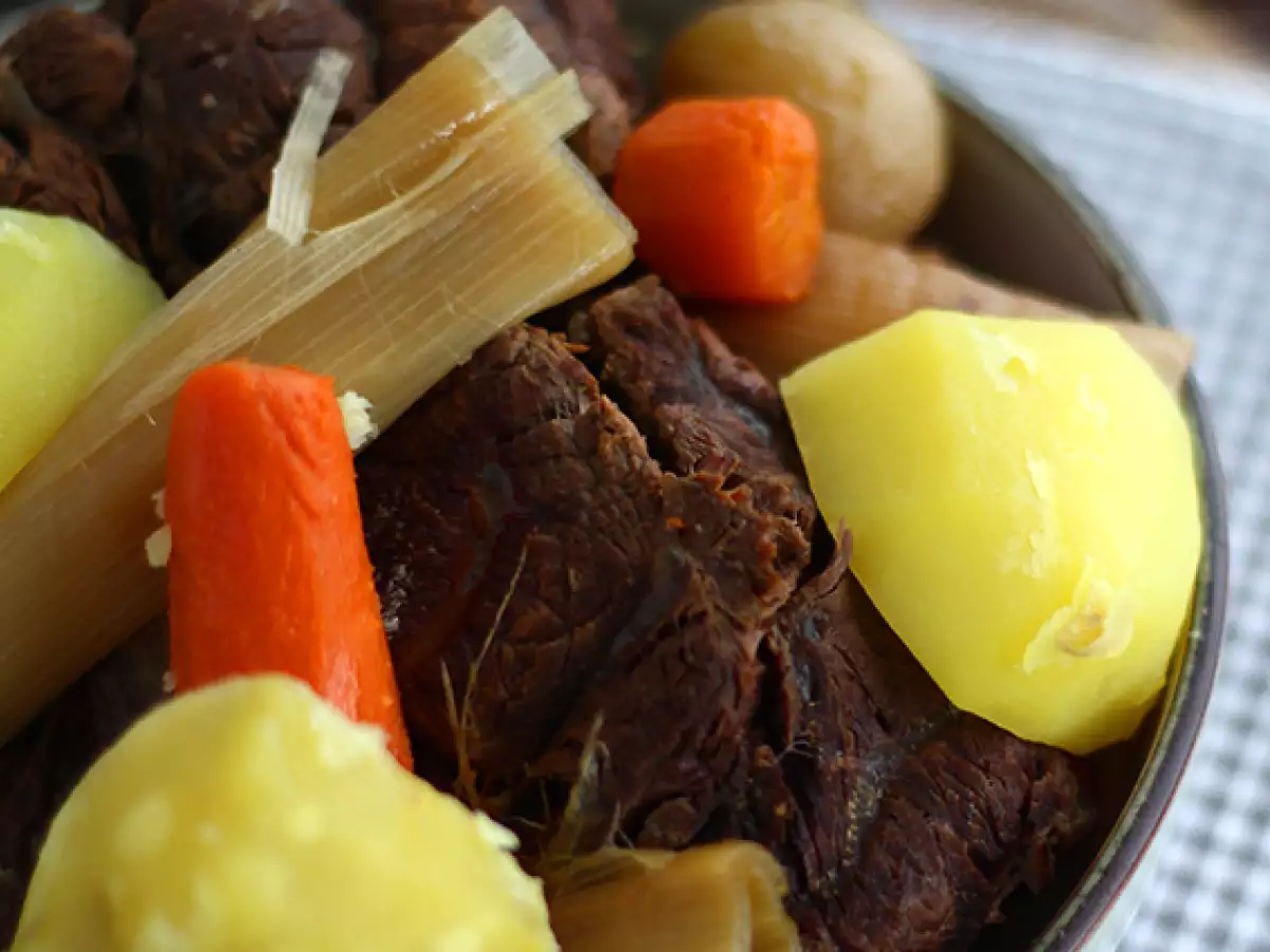 Pot-au-feu: Klasik ve Kolay Fransız Etli Sebze Yemeği - fotoğraf 4
