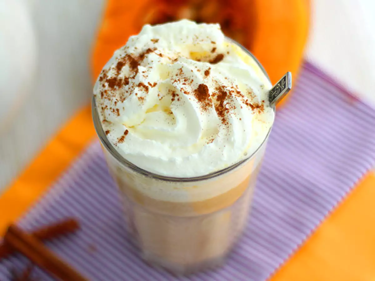 Pumpkin Spice Latte (Baharatlı Balkabaklı Latte) - fotoğraf 2