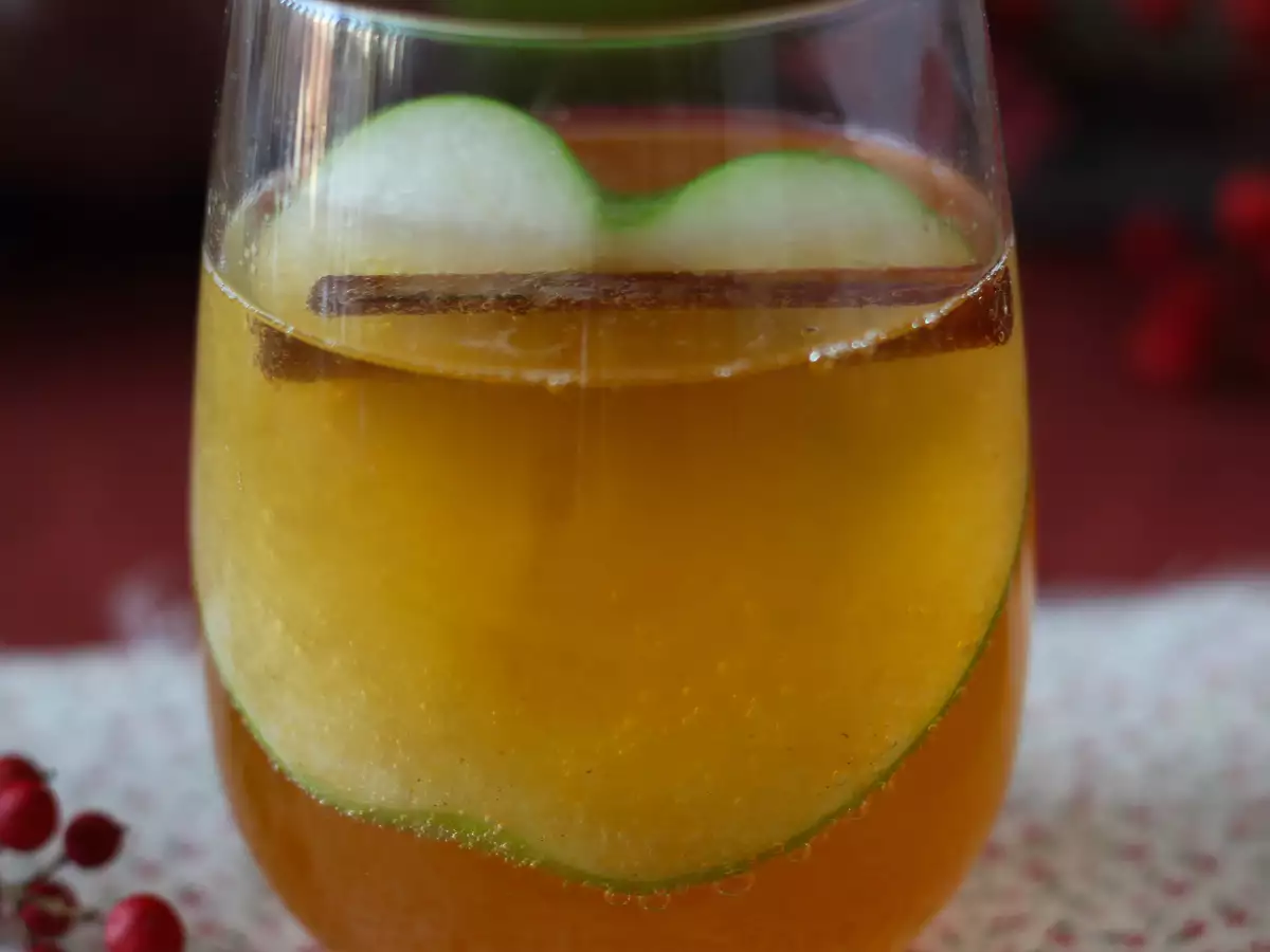 Pumpkin Spritz: Baharatlı Balkabağı Şuruplu Kokteyl - fotoğraf 2