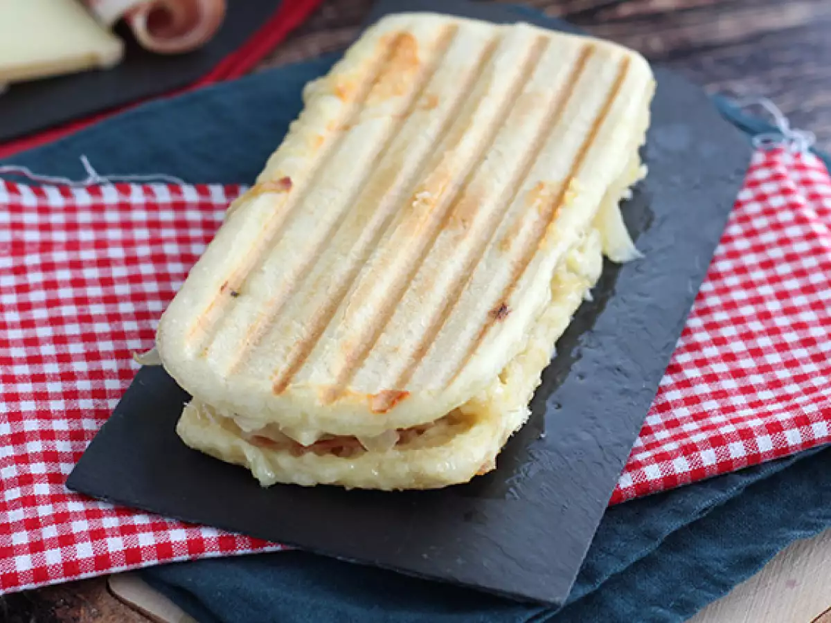 Raclette Peynirli Panini - fotoğraf 2