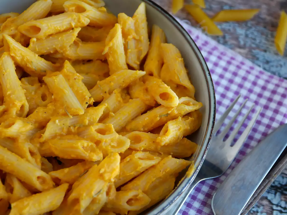 Rahatlatıcı bir öğün için butternut kabaklı makarna! - fotoğraf 2