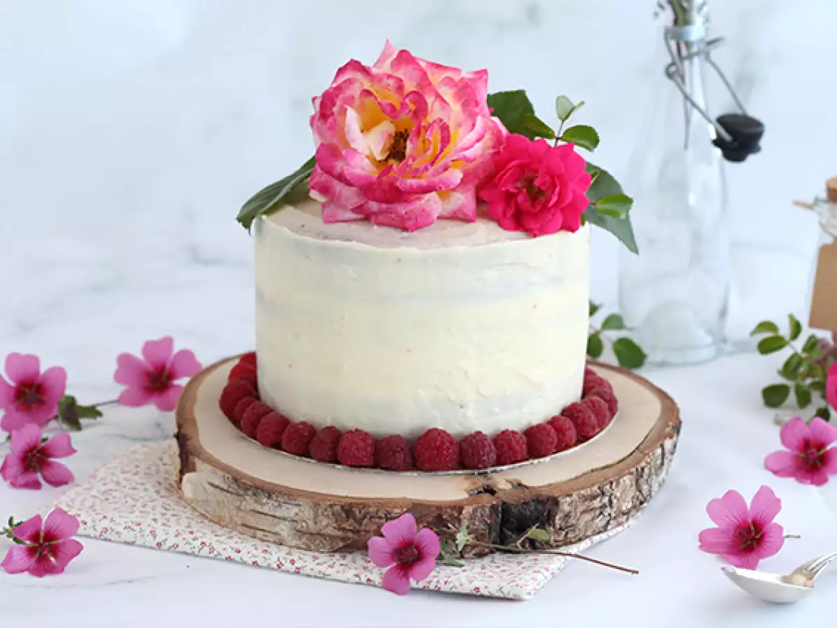 Red Velvet Cake (Kırmızı Kadife Pasta) - fotoğraf 4