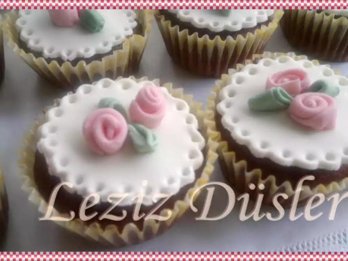 Red Velvet Cupcakes