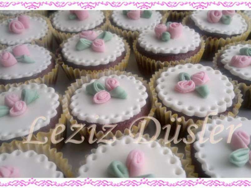 Red Velvet Cupcakes, fotoğraf 2