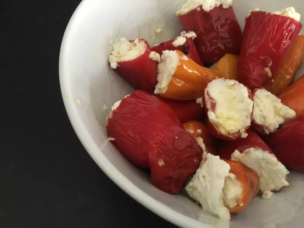 Ricotta dolgulu biberler - fotoğraf 2