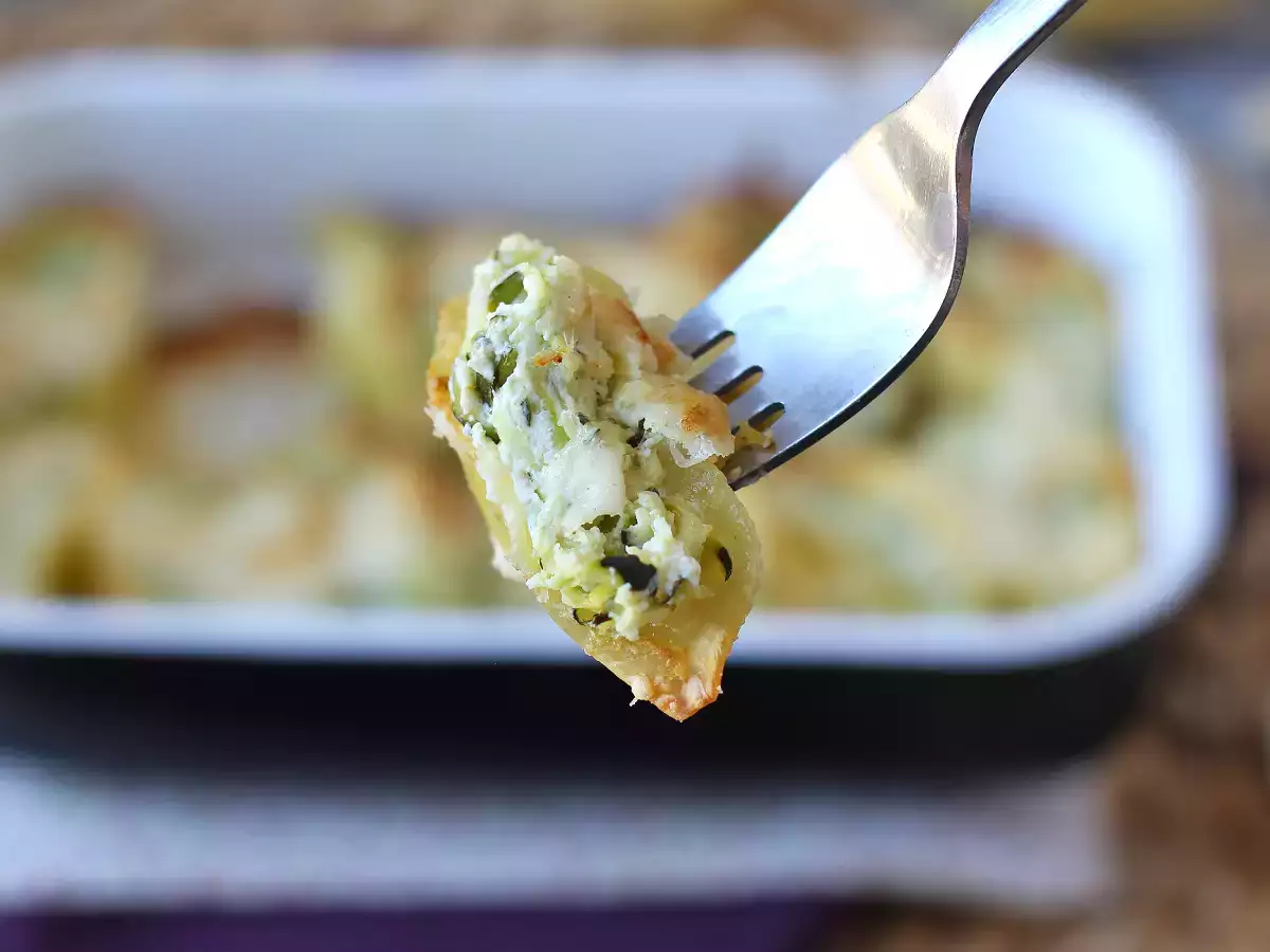 Ricotta, kabak ve limon ile doldurulmuş Conchiglioni: kremsi ve fırında graten - fotoğraf 7