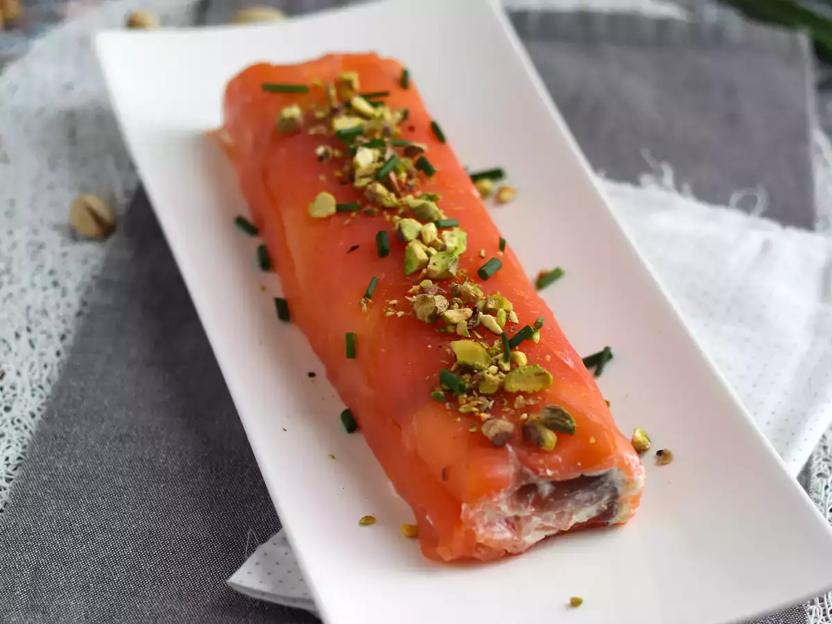 Ricottalı ve Antep fıstıklı somon rulo - fotoğraf 4