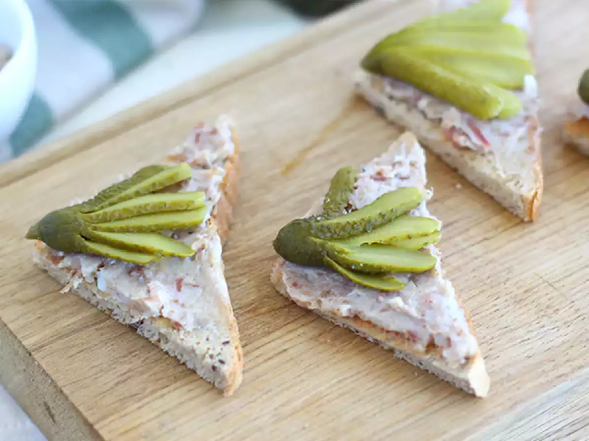 Rillettes ve Kornişon Turşulu Kanepeler - fotoğraf 2