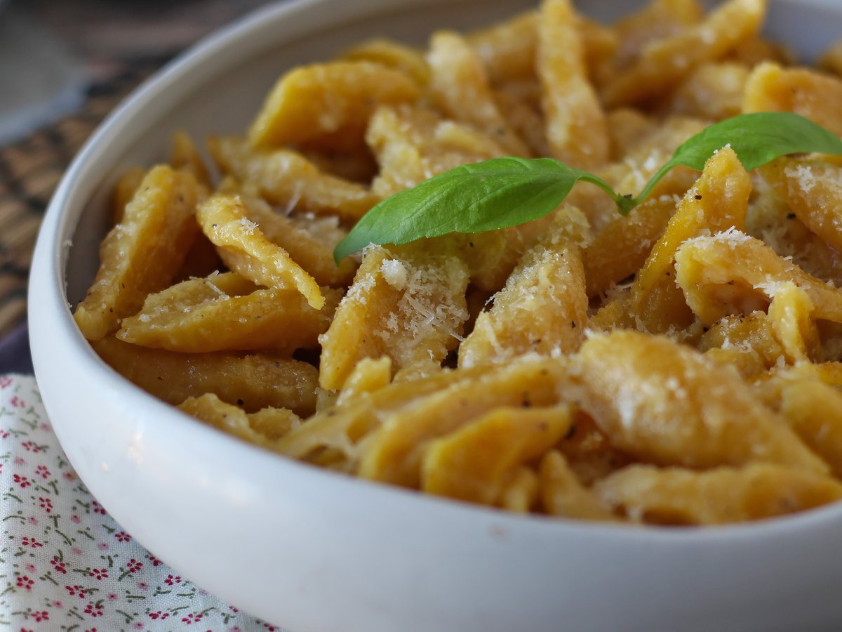 Sadece 2 malzemeli taze butternut makarna - fotoğraf 3