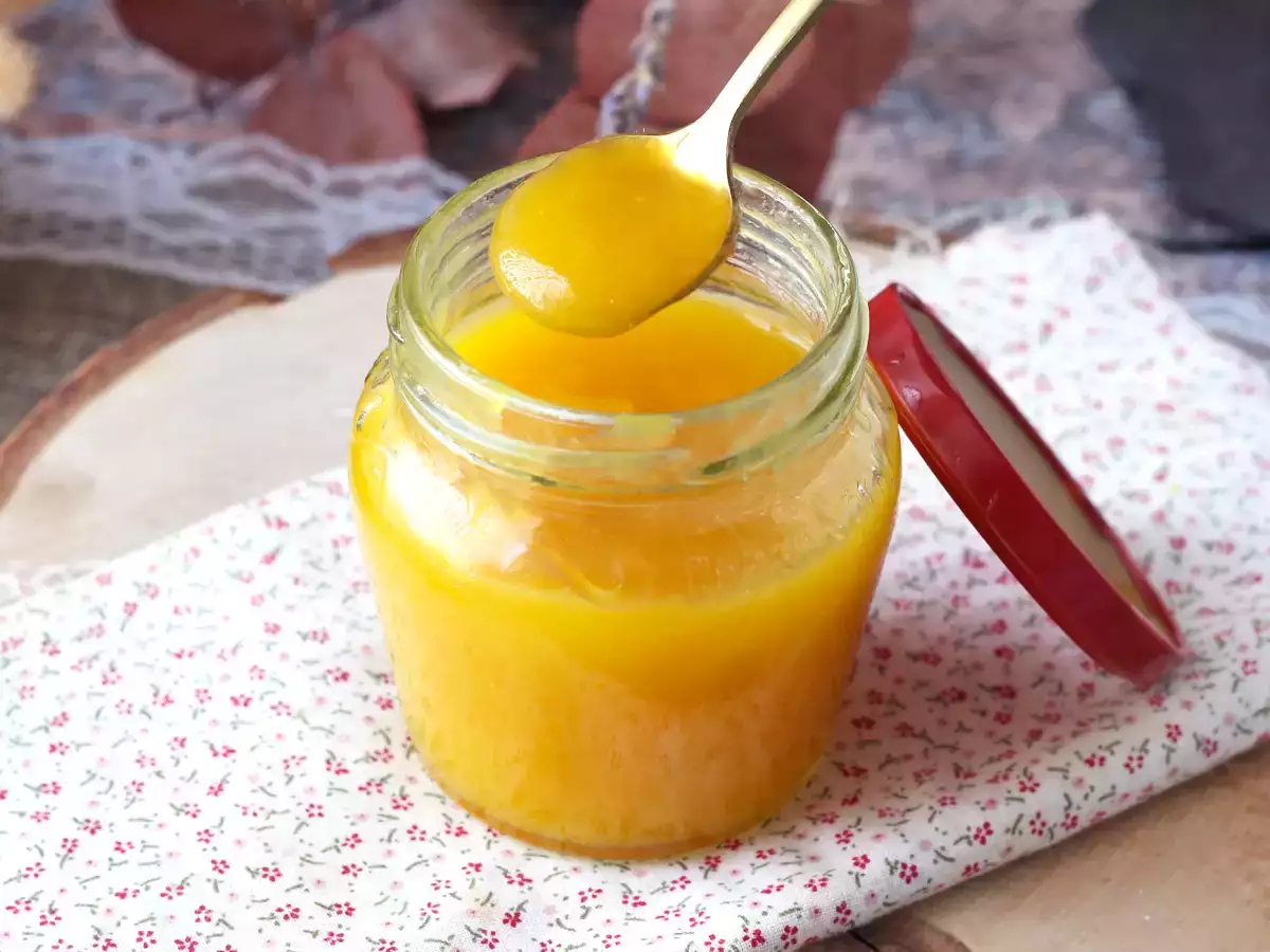 Sadece 3 malzeme ile ev yapımı mango reçeli!