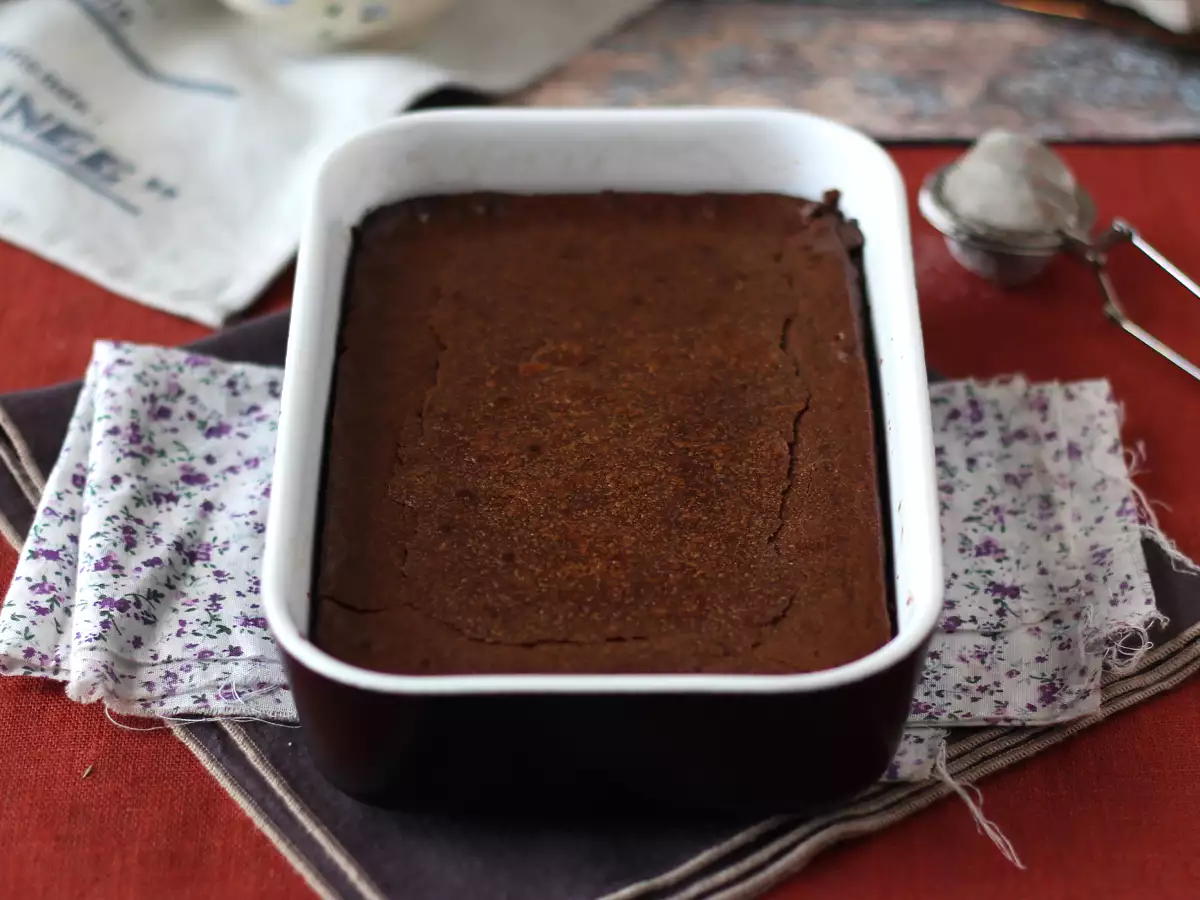 Sadece 4 malzemeyle EKSTRA FONDANT çikolatalı ve kestane kremalı kek - fotoğraf 2