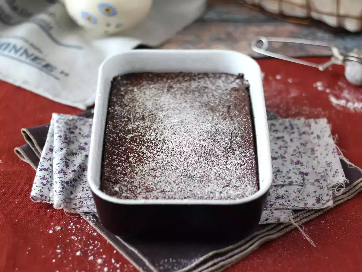 Sadece 4 malzemeyle EKSTRA FONDANT çikolatalı ve kestane kremalı kek - fotoğraf 6