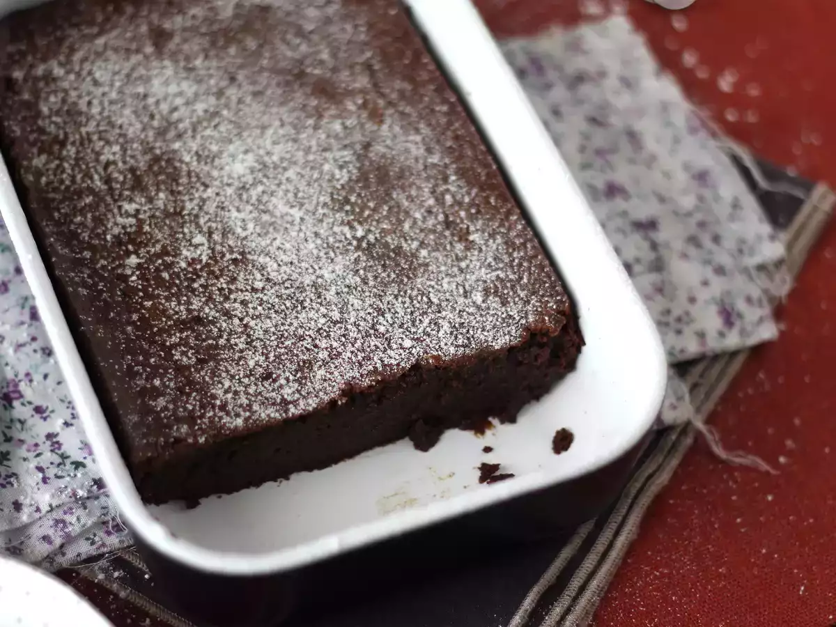 Sadece 4 malzemeyle EKSTRA FONDANT çikolatalı ve kestane kremalı kek - fotoğraf 8