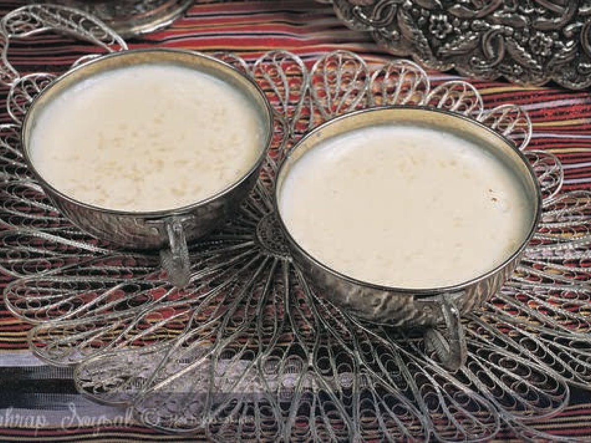 SAHRAP SOYSAL dan sütlaç tarifi