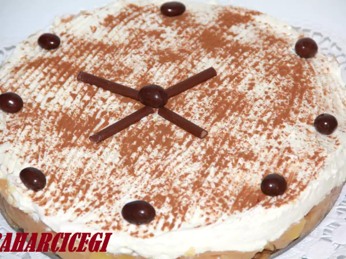 SCHMAND KUCHEN ; KREMALI ELMALI PASTA