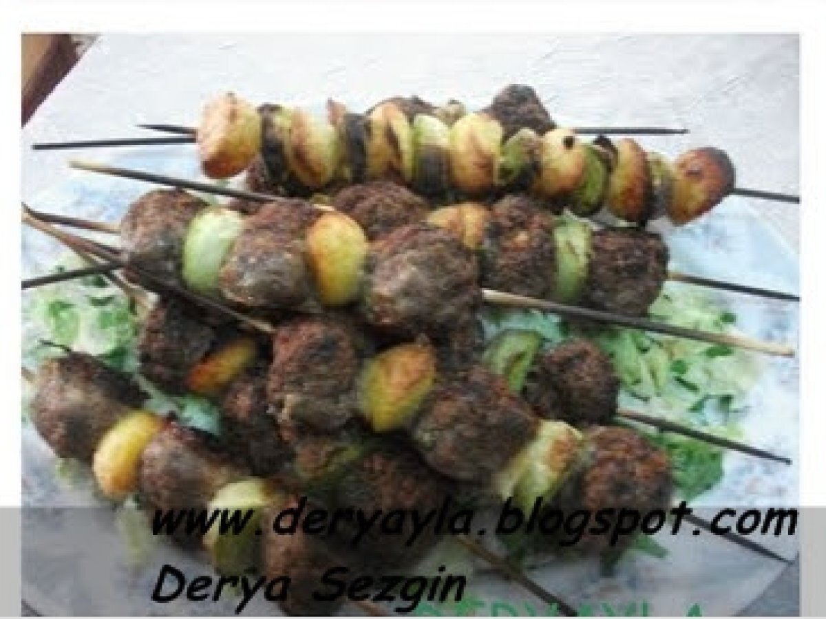 Sebzeli Şiş Köfte