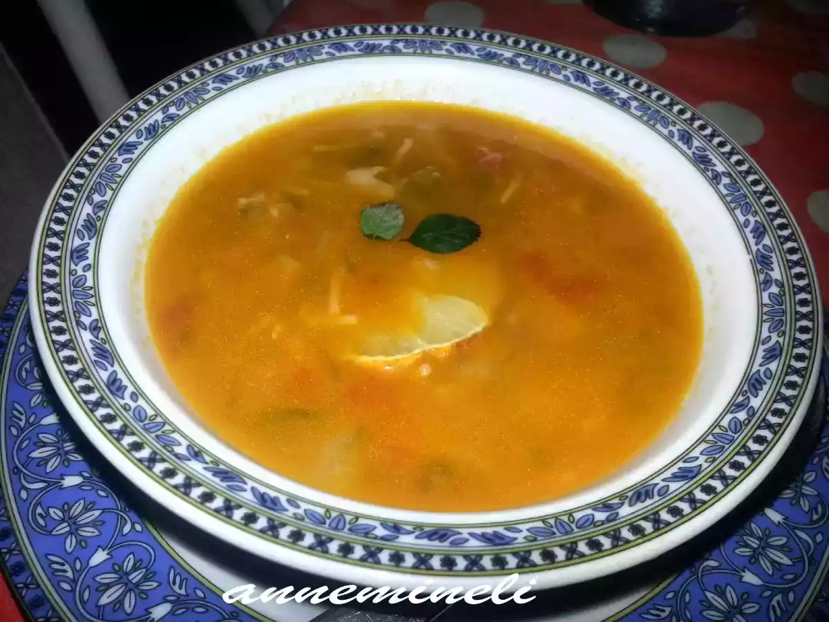 ŞEHRİYELİ TAŞLIK ÇORBASI (KARADENİZ YÖRESİ)
