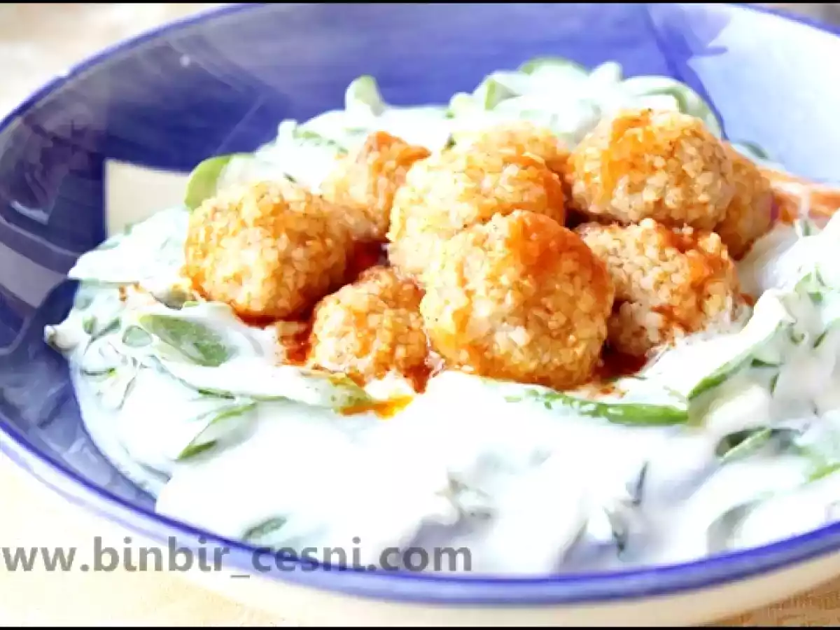 Semizotu Yatağında Bulgur Köftesi