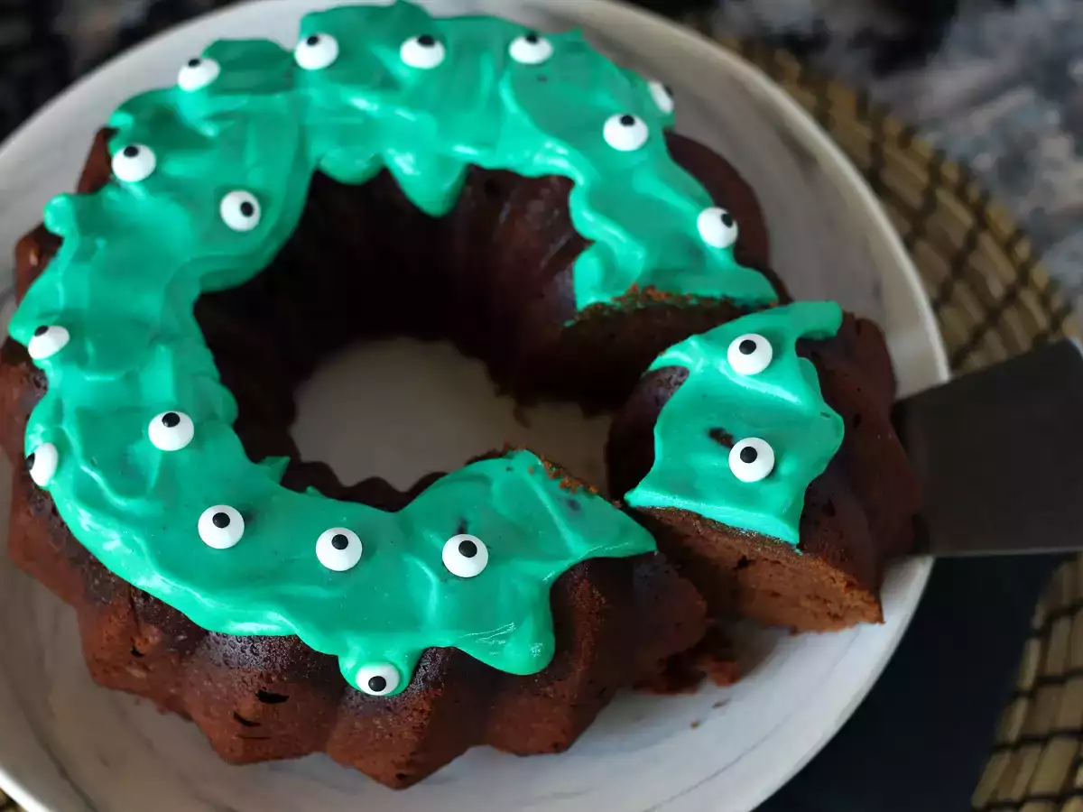 Şeytani derecede lezzetli glazürlü Cadılar Bayramı Bundt keki - fotoğraf 5