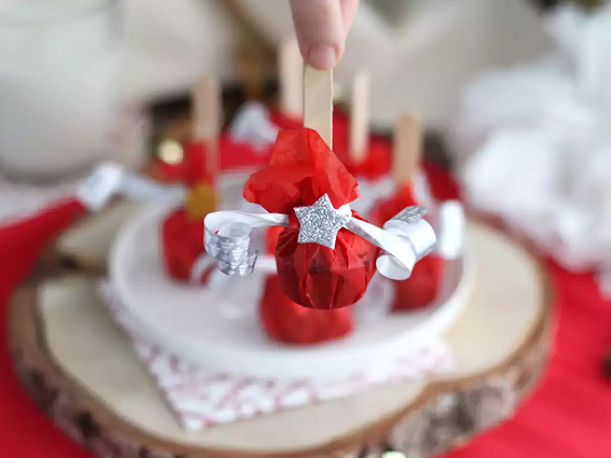 Sıcak çikolata lolipopları: bitter çikolata + marshmallow - fotoğraf 2