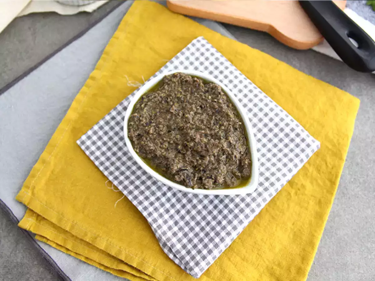 Siyah zeytinli hızlı tapenade - fotoğraf 2