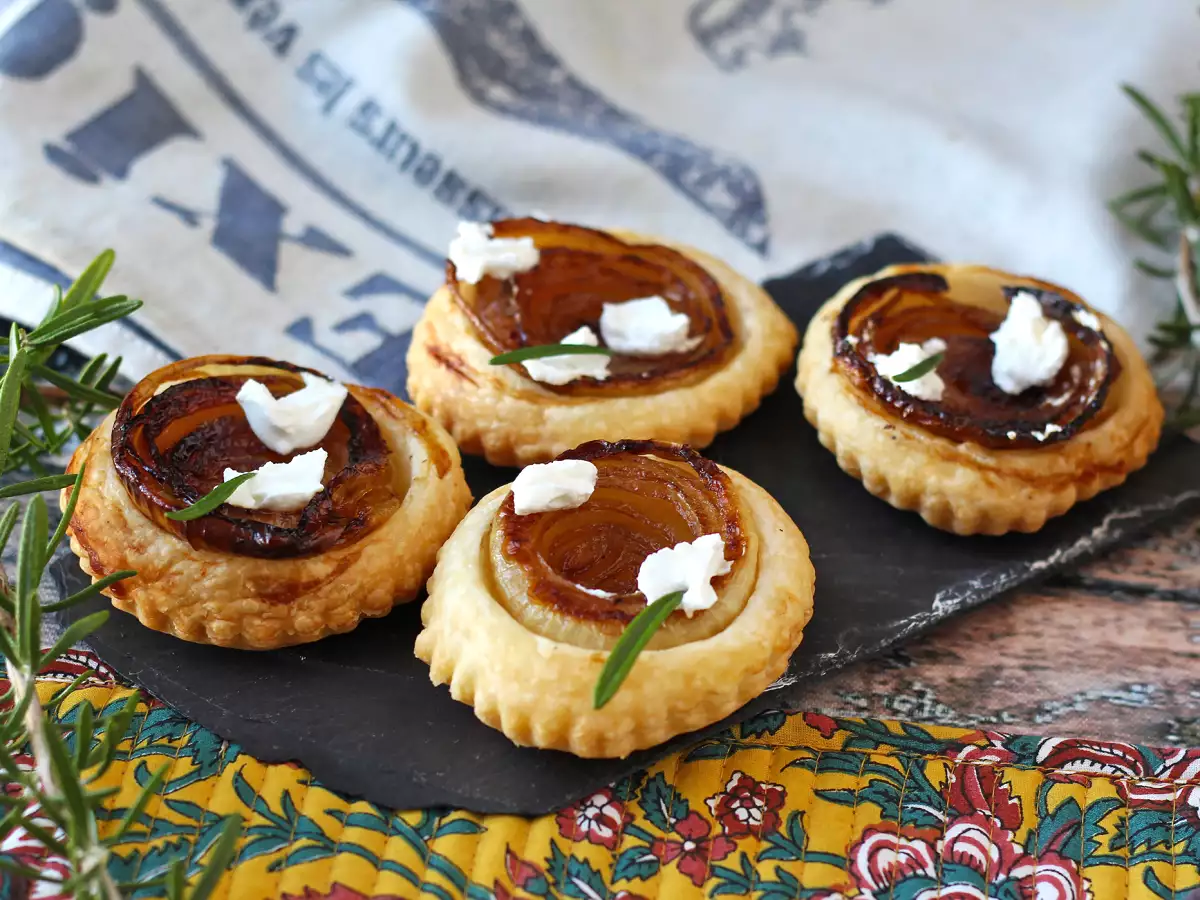 Soğan tartlets tatin - fotoğraf 2