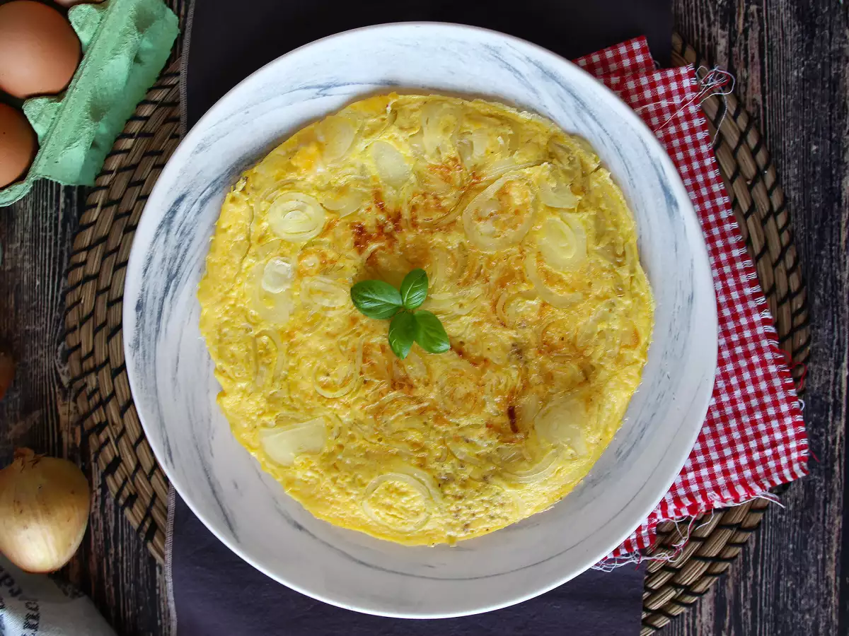 Soğanlı omlet tarifi: Lezzetli ve hazırlaması çok kolay - fotoğraf 3