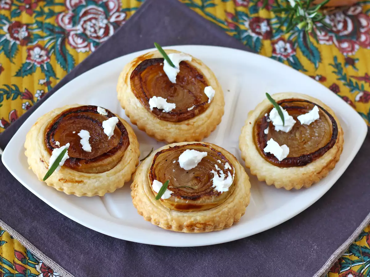 Soğanlı Tatin Tartöletleri - fotoğraf 6