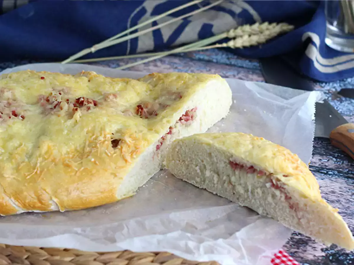 Soğanlı ve Lardonlu Fougasse Ekmeği - fotoğraf 2