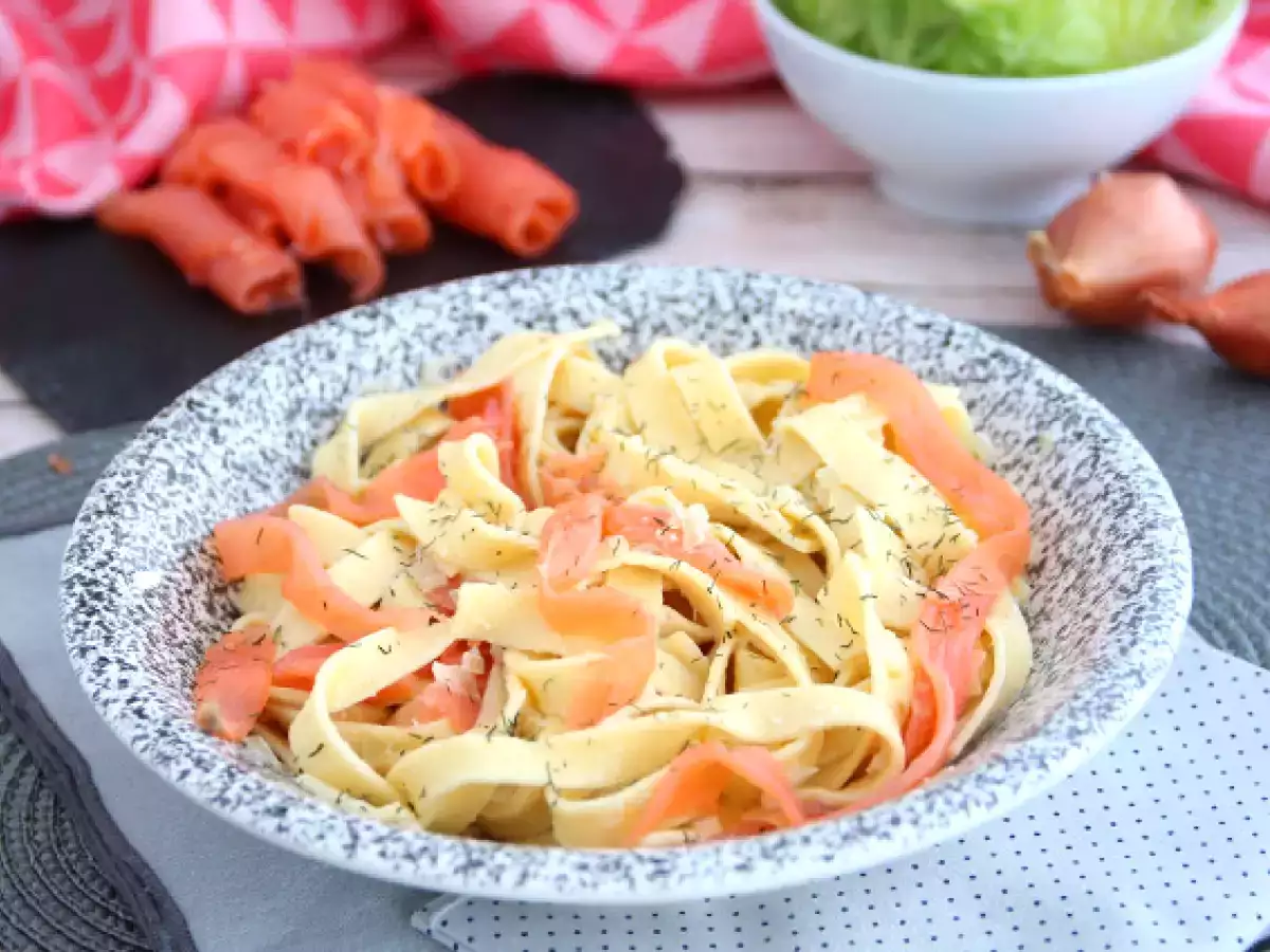 Somon füme ve dereotlu Tagliatelle - fotoğraf 2