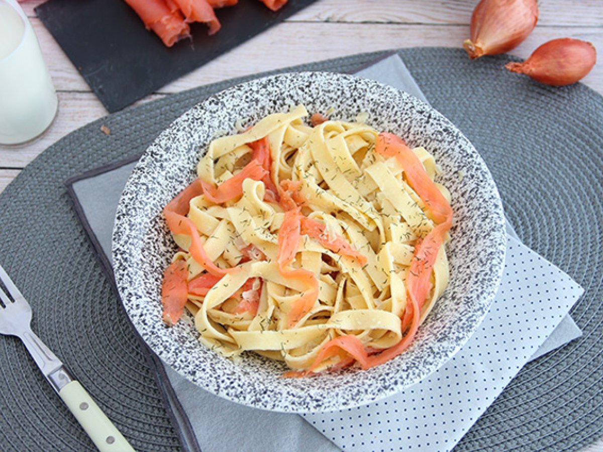 Somon füme ve dereotlu Tagliatelle - fotoğraf 5